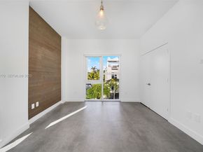 455 NE 39th Street 202, Miami FL 33137