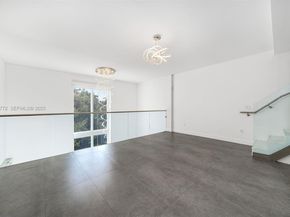 455 NE 39th Street 202, Miami FL 33137