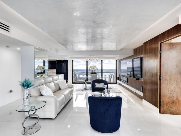 3000 N Ocean Drive PhA, Singer Island FL 33404