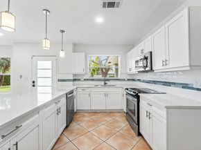 3203 Dover Rd, Pompano Beach FL 33062