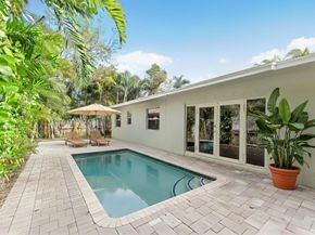 3203 Dover Rd, Pompano Beach FL 33062