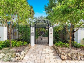 3203 Dover Rd, Pompano Beach FL 33062