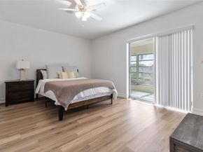 52 NE 204th St 31, Miami FL 33179