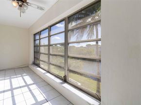 52 NE 204th St 31, Miami FL 33179