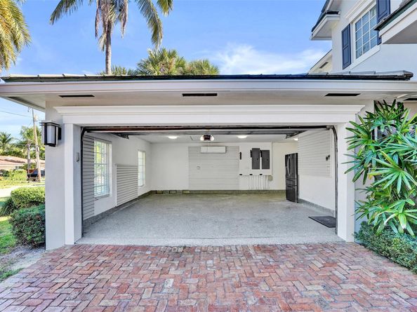 1744 SE 9th St, Fort Lauderdale FL 33316