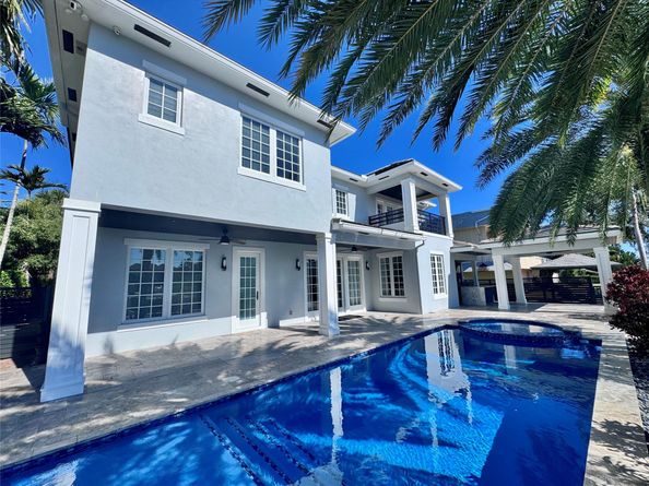 1744 SE 9th St, Fort Lauderdale FL 33316