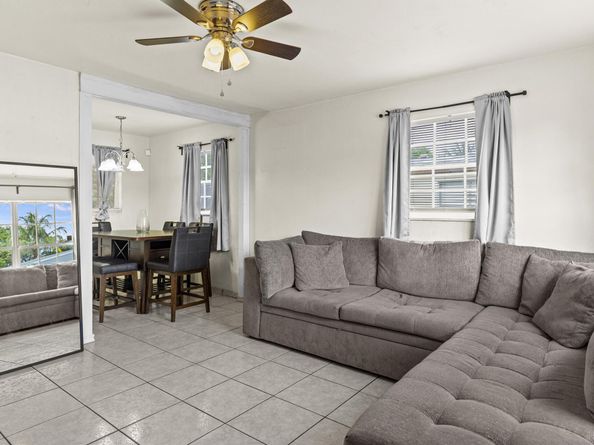 1400 N 70th Avenue, Hollywood FL 33024