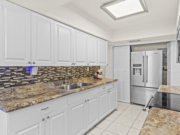 1400 N 70th Avenue, Hollywood FL 33024