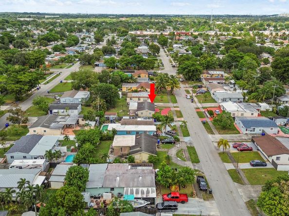 1400 N 70th Avenue, Hollywood FL 33024