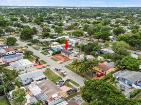 1400 N 70th Avenue, Hollywood FL 33024