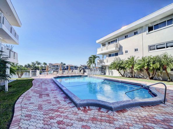 1198 Hillsboro Mile 104, Hillsboro Beach FL 33062