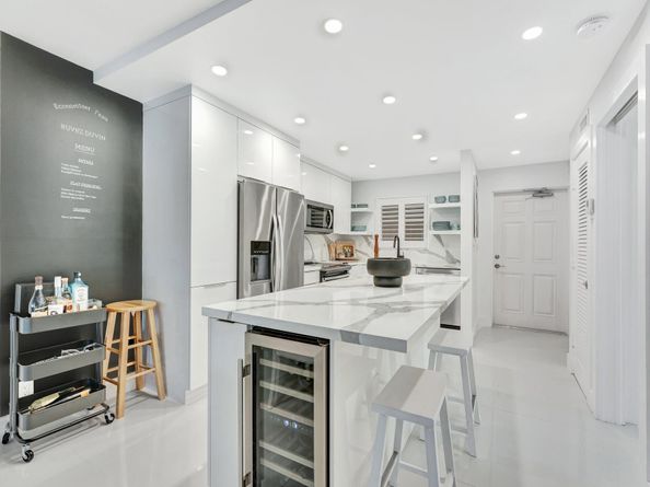 1198 Hillsboro Mile 104, Hillsboro Beach FL 33062