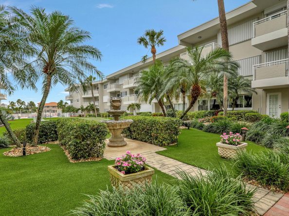 1198 Hillsboro Mile 104, Hillsboro Beach FL 33062