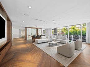 210 SE Mizner Boulevard 301, Boca Raton FL 33432