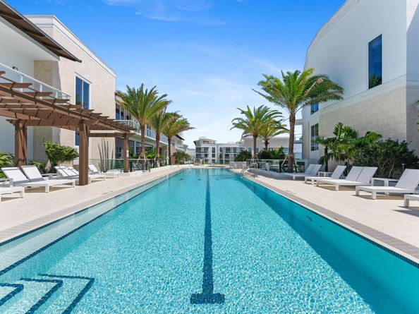 210 SE Mizner Boulevard 301, Boca Raton FL 33432