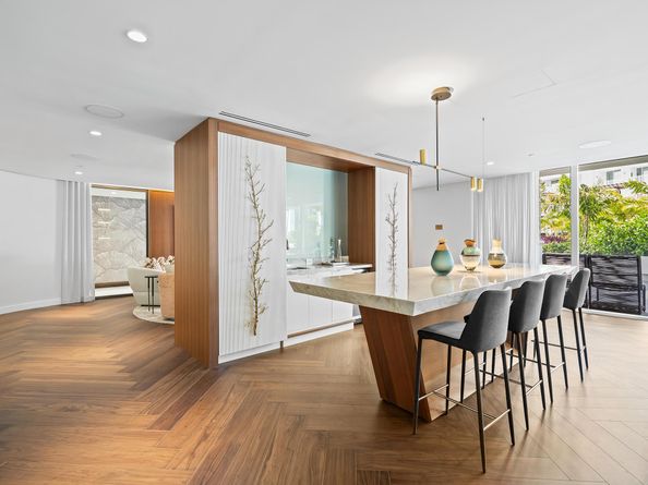 210 SE Mizner Boulevard 301, Boca Raton FL 33432