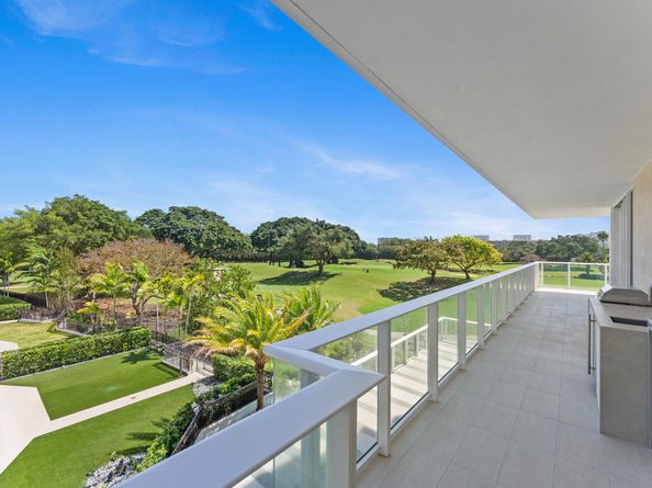 210 SE Mizner Boulevard 301, Boca Raton FL 33432