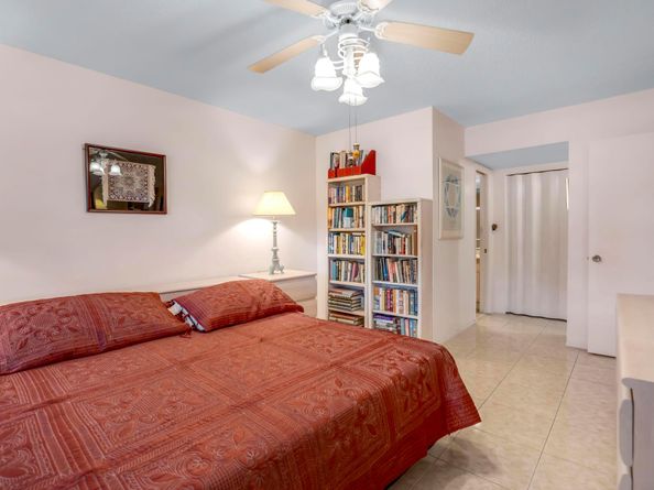 2951 S Palm Aire Dr 202, Pompano Beach FL 33069