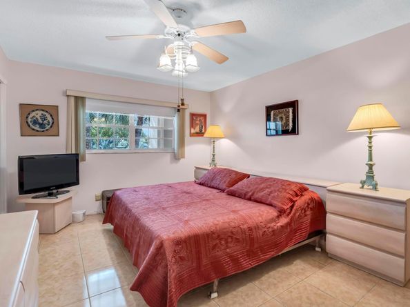 2951 S Palm Aire Dr 202, Pompano Beach FL 33069