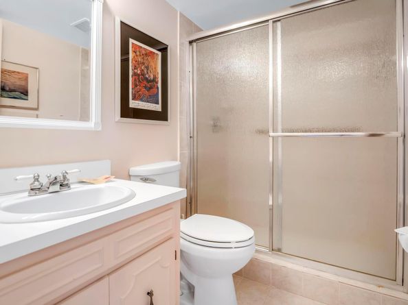 2951 S Palm Aire Dr 202, Pompano Beach FL 33069