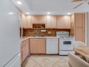 2951 S Palm Aire Dr 202, Pompano Beach FL 33069