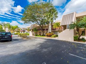 2951 S Palm Aire Dr 202, Pompano Beach FL 33069
