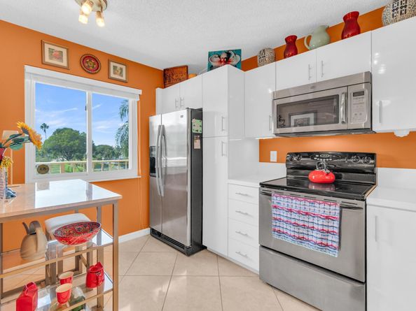6795 Huntington Lane 306, Delray Beach FL 33446
