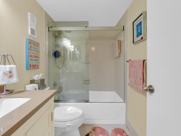 6795 Huntington Lane 306, Delray Beach FL 33446