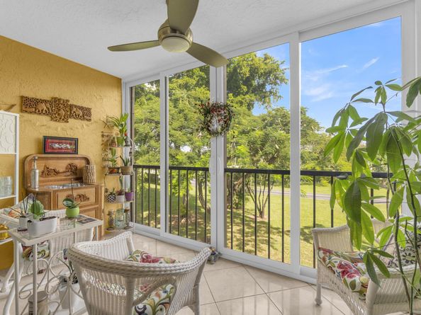 6795 Huntington Lane 306, Delray Beach FL 33446