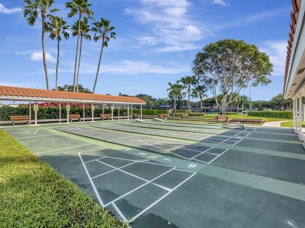 6795 Huntington Lane 306, Delray Beach FL 33446