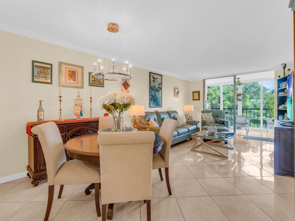 6795 Huntington Lane 306, Delray Beach FL 33446