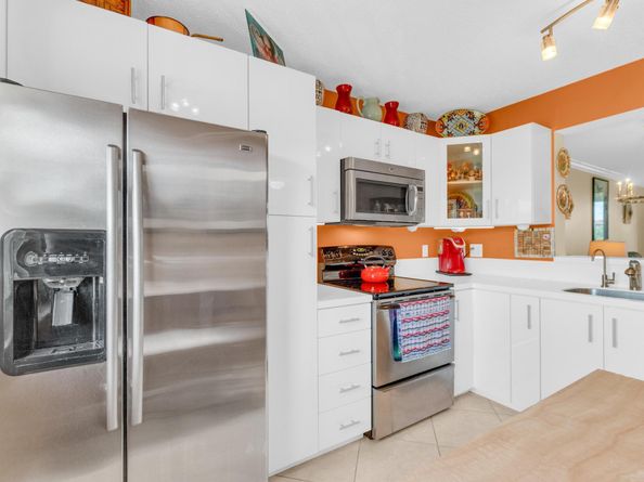 6795 Huntington Lane 306, Delray Beach FL 33446