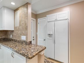 2731 NE 14th Street 228, Pompano Beach FL 33062