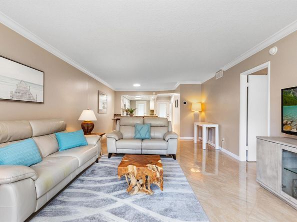 2731 NE 14th Street 228, Pompano Beach FL 33062