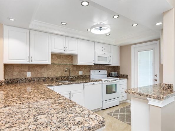 2731 NE 14th Street 228, Pompano Beach FL 33062