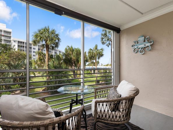 2731 NE 14th Street 228, Pompano Beach FL 33062