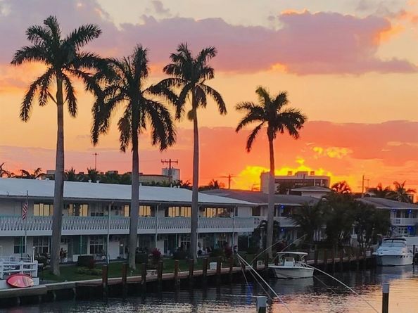 2864 NE 33rd Ct 202, Fort Lauderdale FL 33306