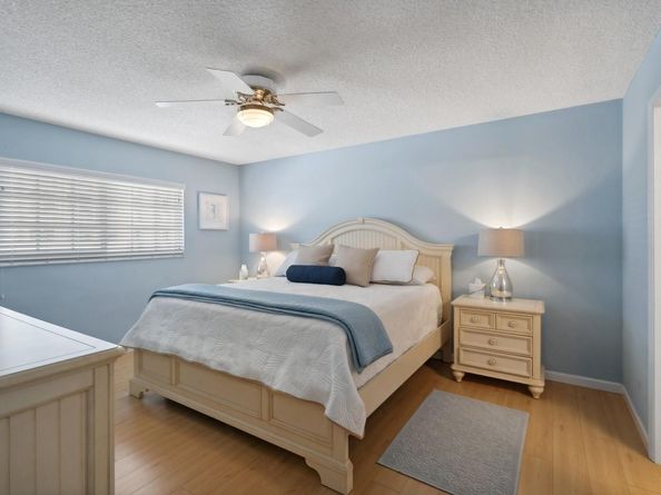 2864 NE 33rd Ct 202, Fort Lauderdale FL 33306