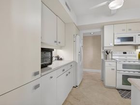 120 S Ocean Boulevard 2B, Delray Beach FL 33483