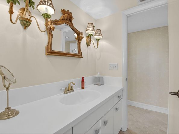 120 S Ocean Boulevard 2B, Delray Beach FL 33483