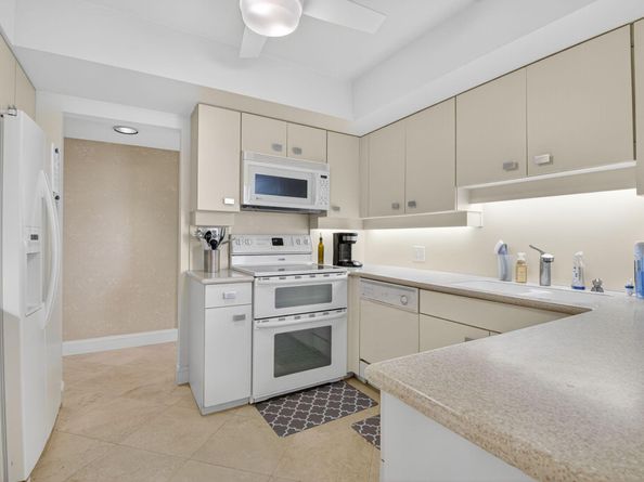 120 S Ocean Boulevard 2B, Delray Beach FL 33483