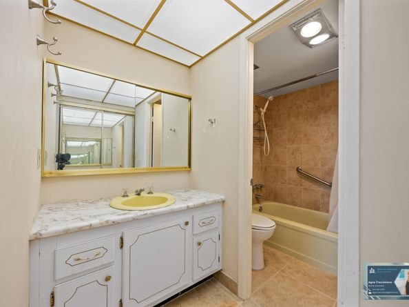 300 Diplomat Parkway 607, Hallandale Beach FL 33009