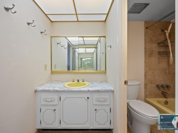 300 Diplomat Parkway 607, Hallandale Beach FL 33009