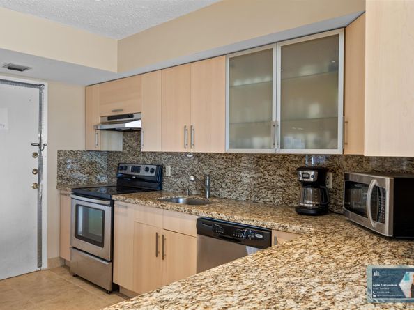 300 Diplomat Parkway 607, Hallandale Beach FL 33009