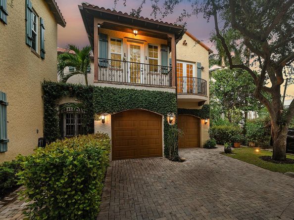 1031 Coralina Lane, Delray Beach FL 33483