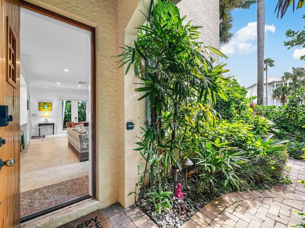 1031 Coralina Lane, Delray Beach FL 33483