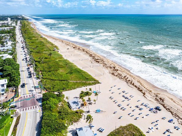 1031 Coralina Lane, Delray Beach FL 33483