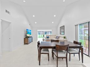 8020 Eastlake Drive # 11a, Boca Raton FL 33433