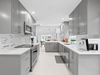 8020 Eastlake Drive # 11a