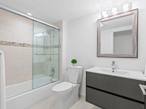 8020 Eastlake Drive # 11a, Boca Raton FL 33433